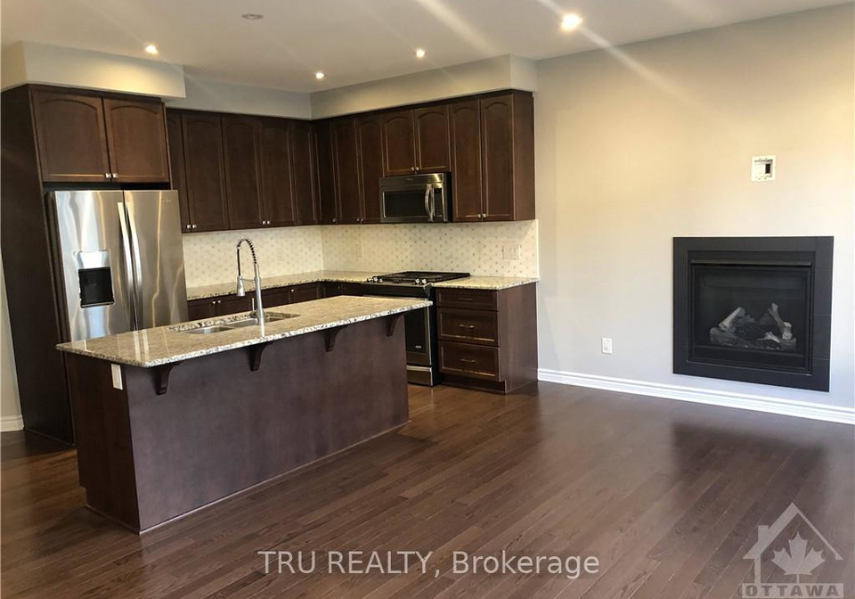 222-fergus-crescent-ottawa-ontario-x13631274