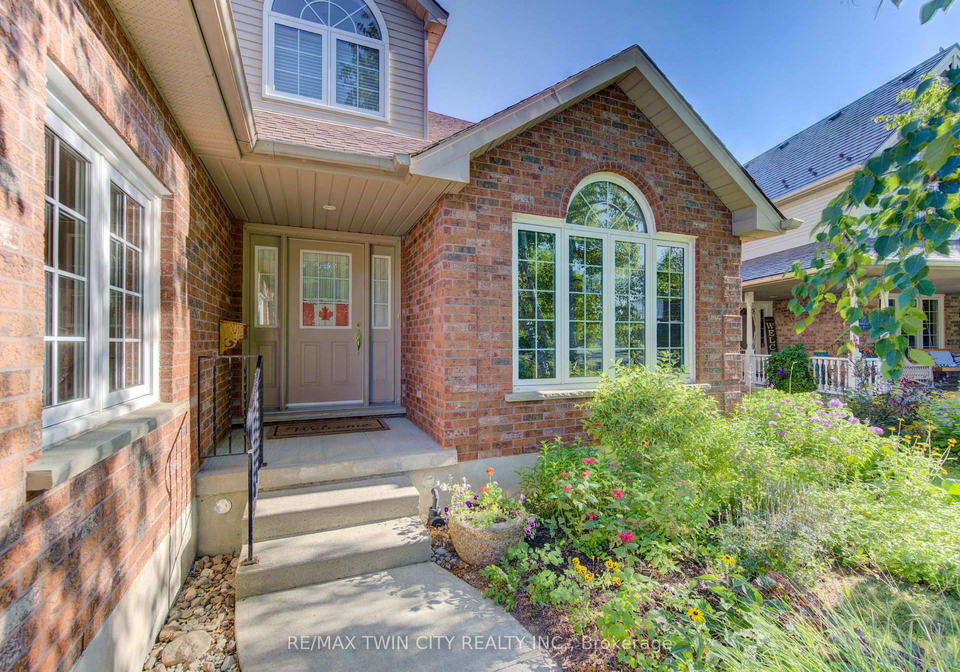 26-eby-crescent-wilmot-ontario-x13631340