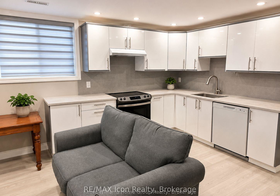 165-rockcliffe-drive-kitchener-ontario-x13631568