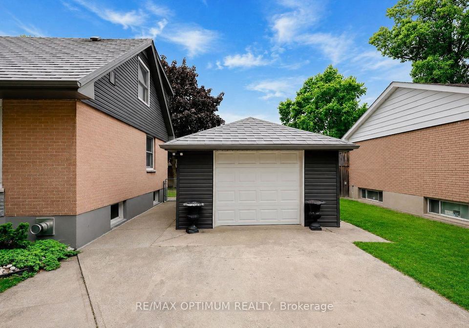 25-buckingham-road-sarnia-ontario-x13631686