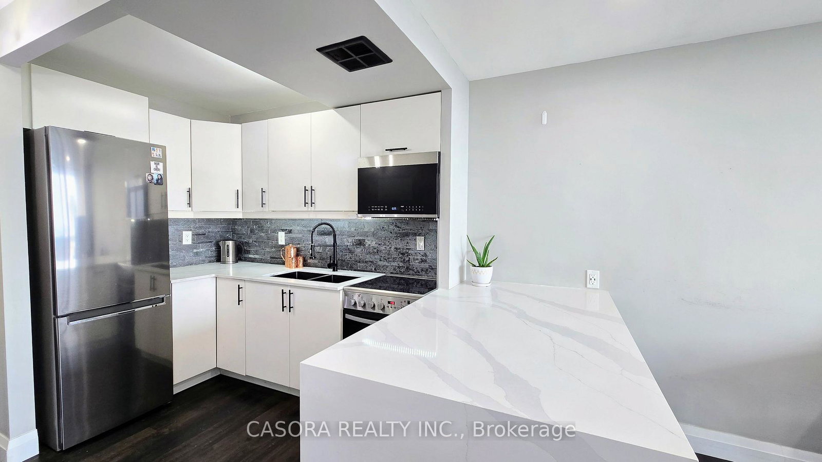 150-charlton-avenue-e-hamilton-ontario-x13631830