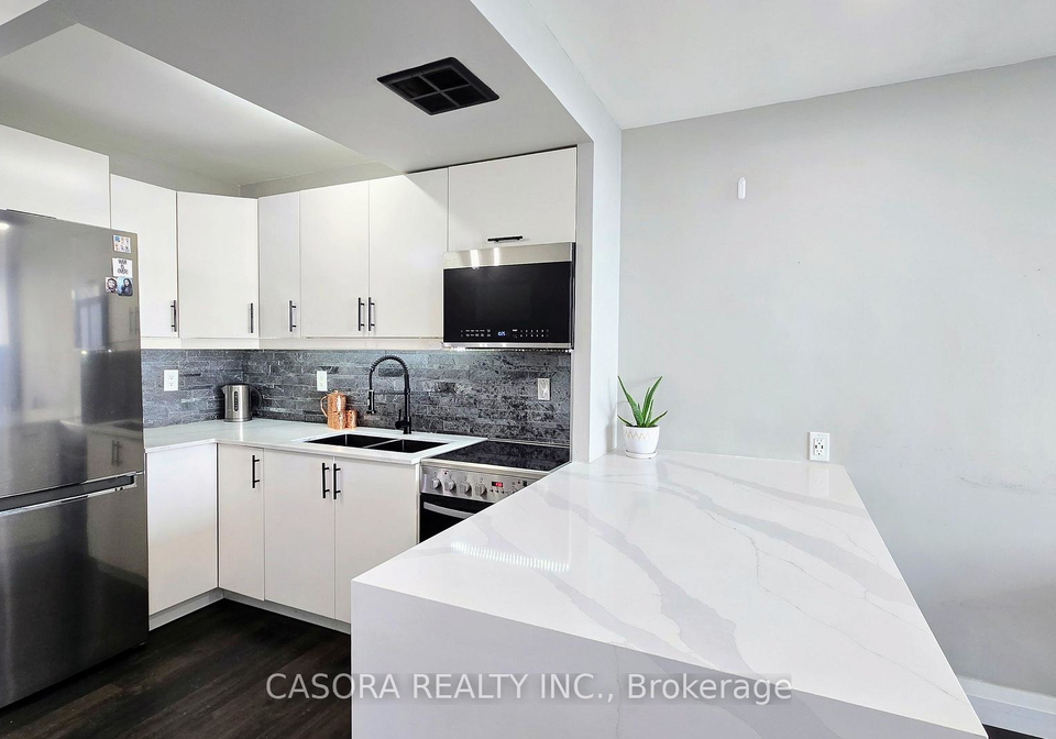 150-charlton-avenue-e-hamilton-ontario-x13631830