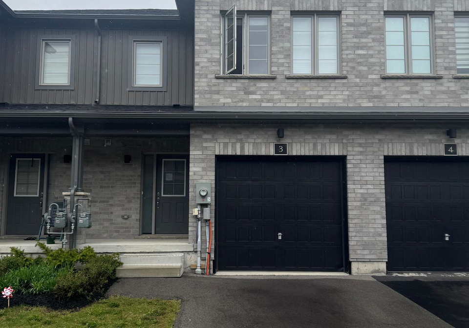 160-stanley-street-norfolk-ontario-x13632188