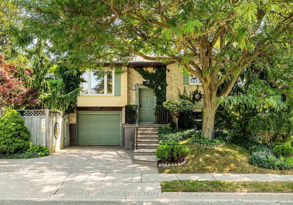 559-halberstadt-circle-cambridge-ontario-x13632228
