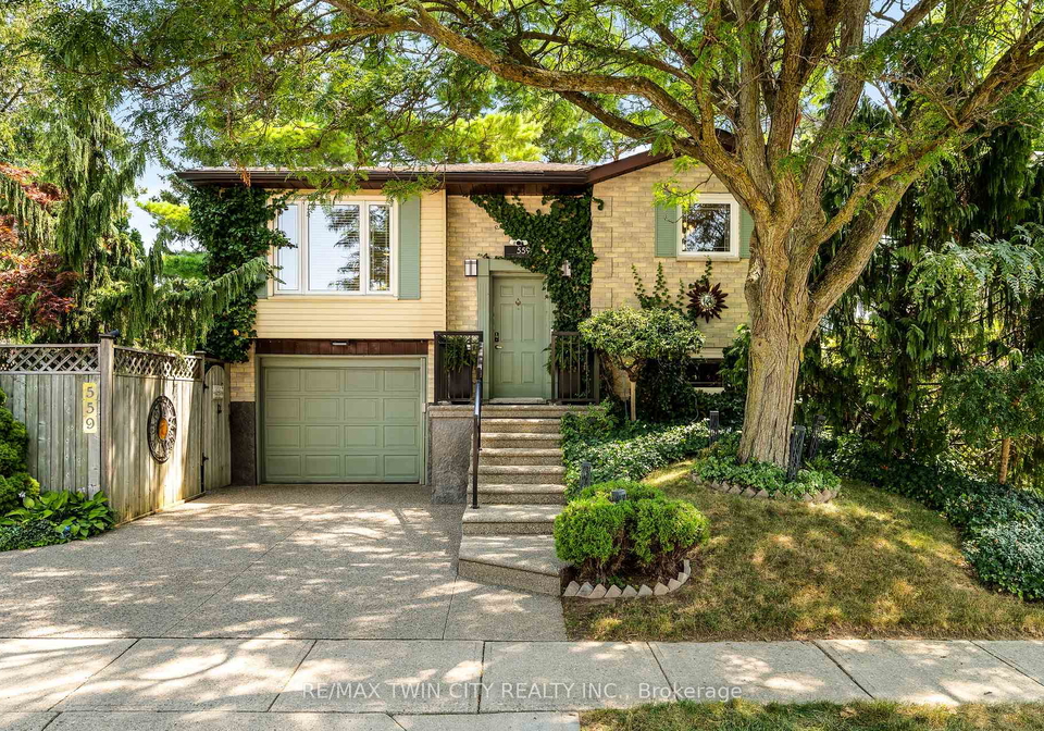 559-halberstadt-circle-cambridge-ontario-x13632228