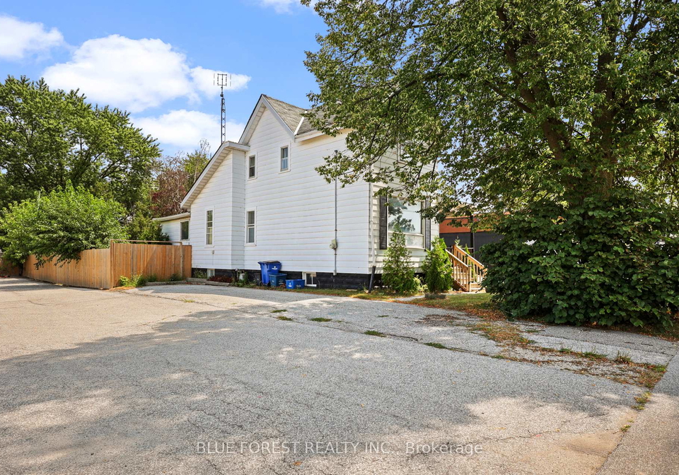 305-st-clair-street-chatham-kent-ontario-x13632274