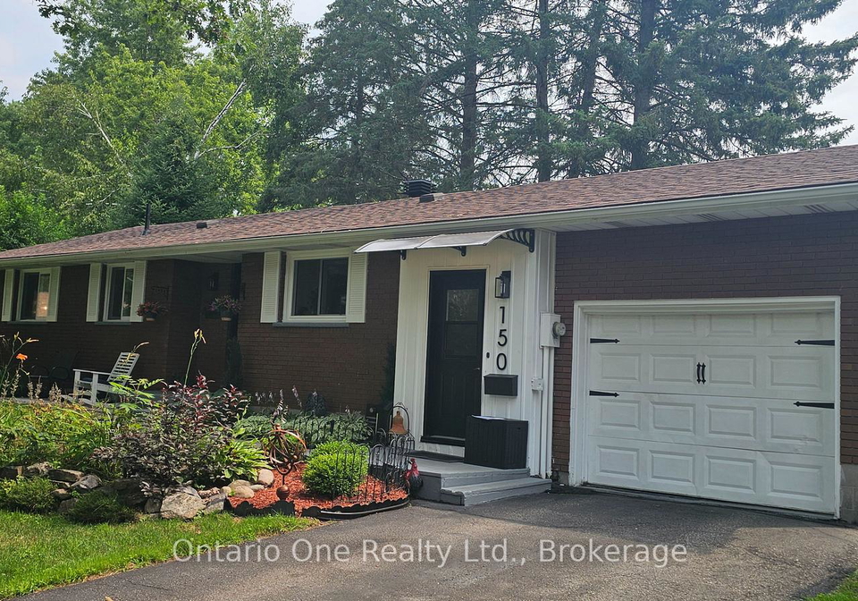150-lofty-pines-crescent-gravenhurst-ontario-x13632456