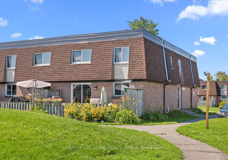 346-garden-glen-private-e-ottawa-ontario-x13632572