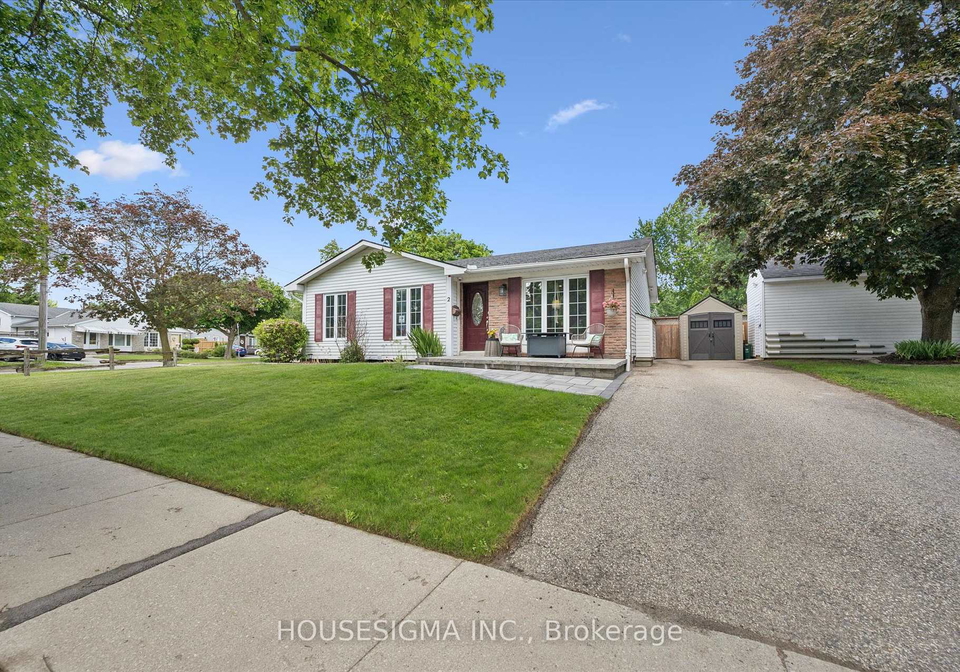 2-keewatin-avenue-kitchener-ontario-x13632588