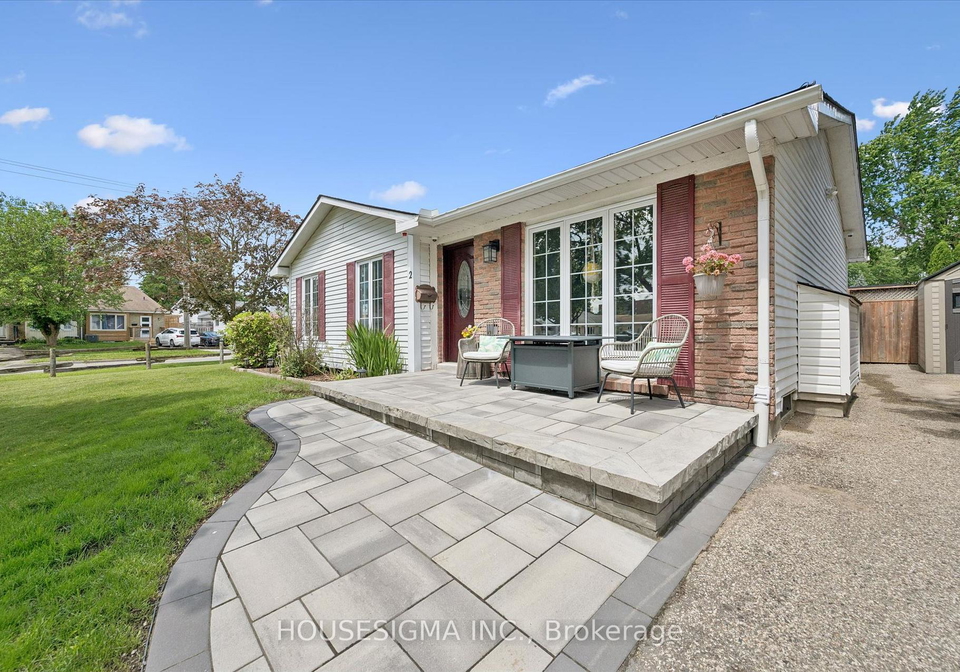 2-keewatin-avenue-kitchener-ontario-x13632588