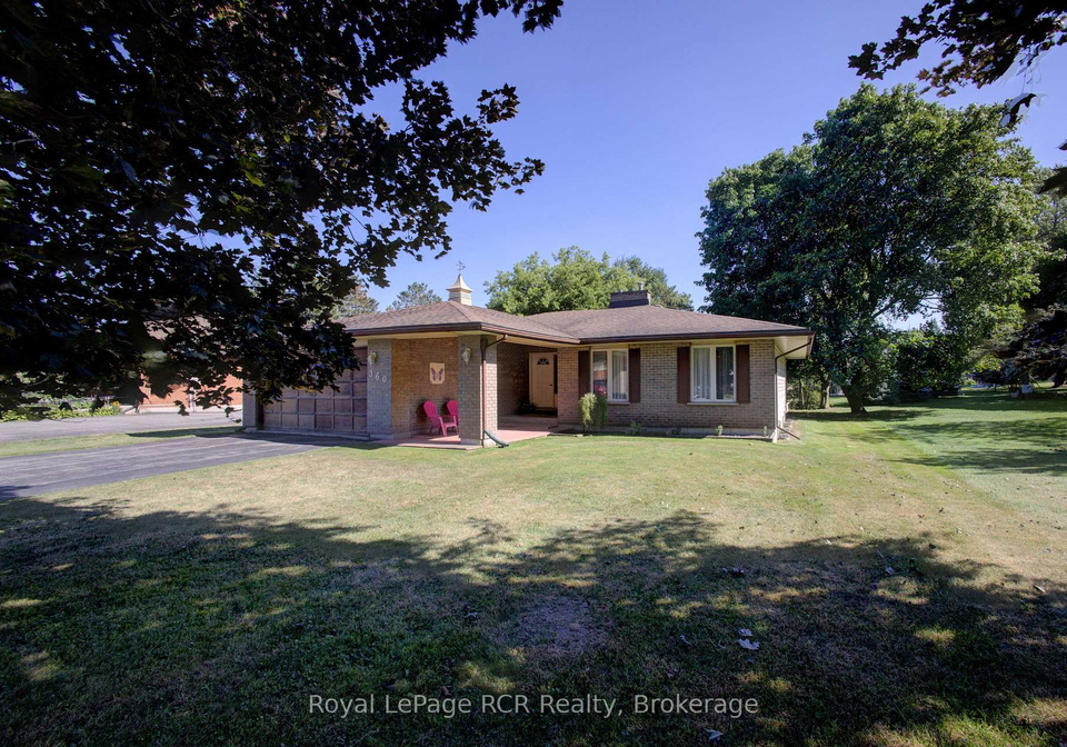 360-main-street-w-minto-ontario-x13632596