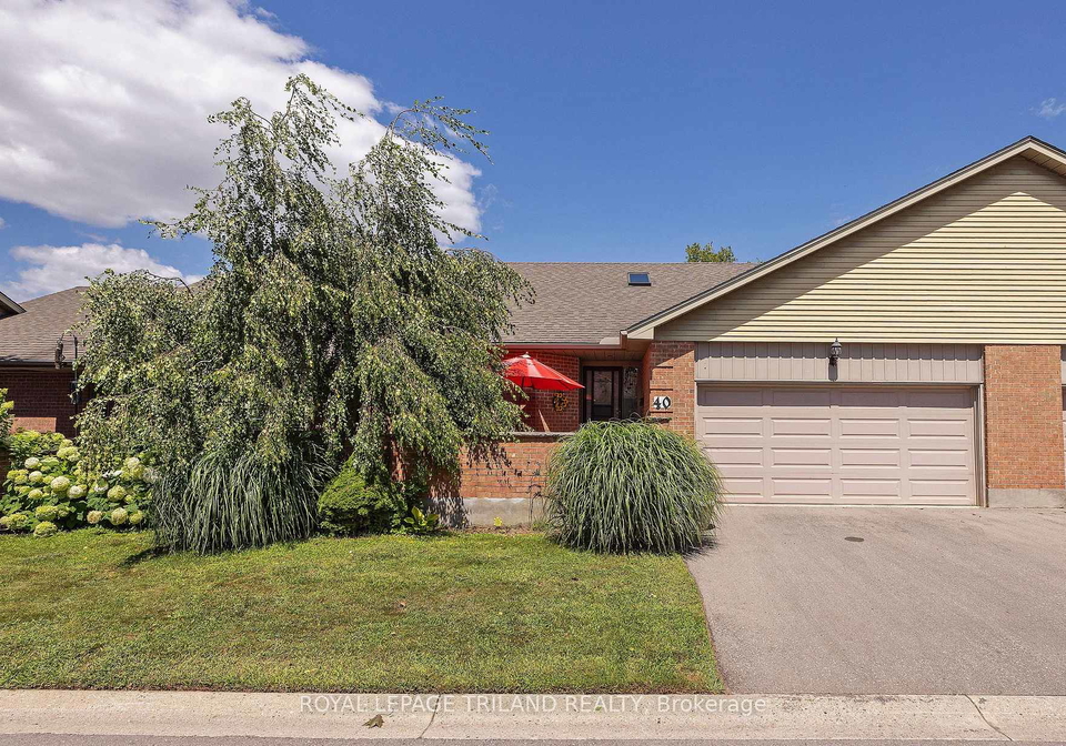 2-cadeau-terrace-london-south-ontario-x13632718