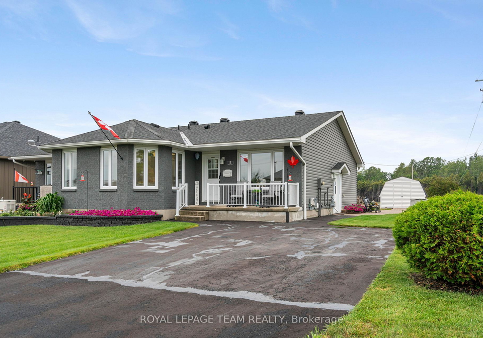 2-billings-avenue-w-south-dundas-ontario-x13632722