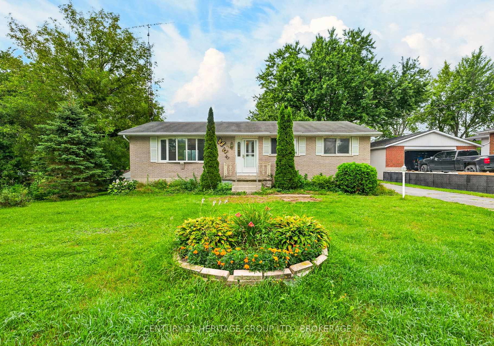 2496-leeman-lane-kingston-ontario-x13632978