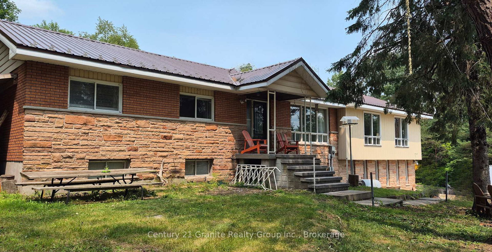 3985-loop-road-dysart-et-al-ontario-x13633044
