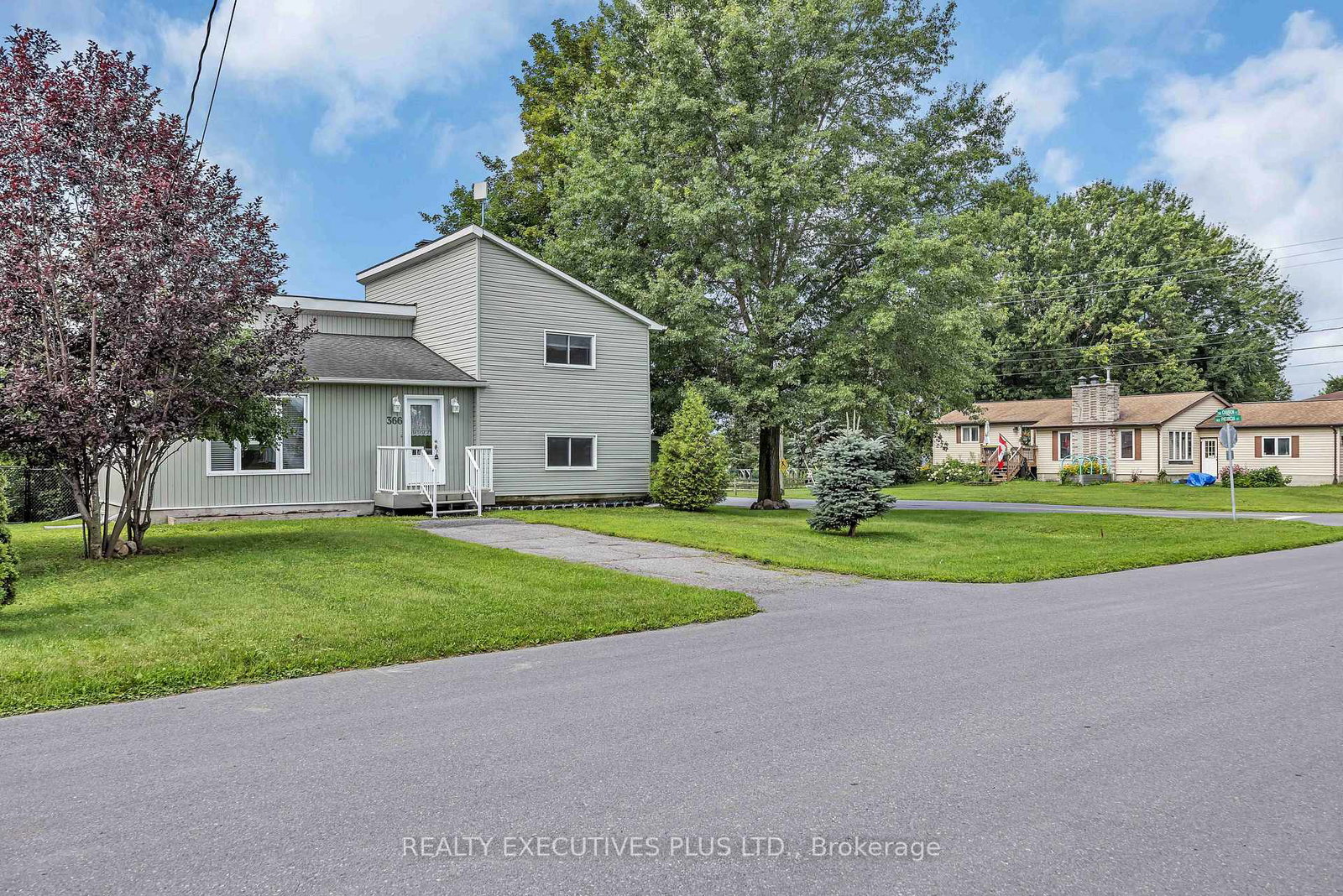 366-charron-street-clarence-rockland-ontario-x13633058