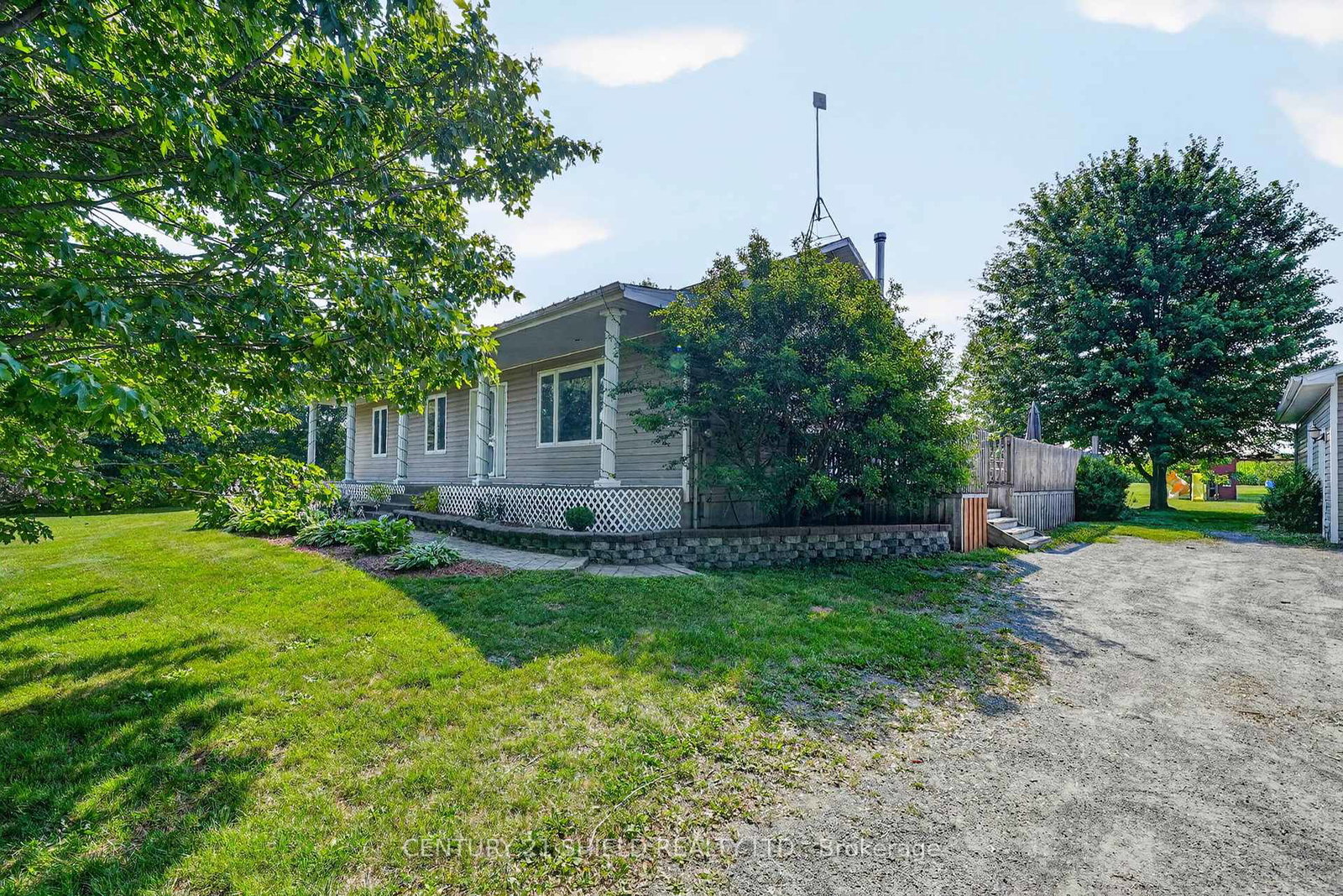 17614-bloomington-road-north-stormont-ontario-x13633142