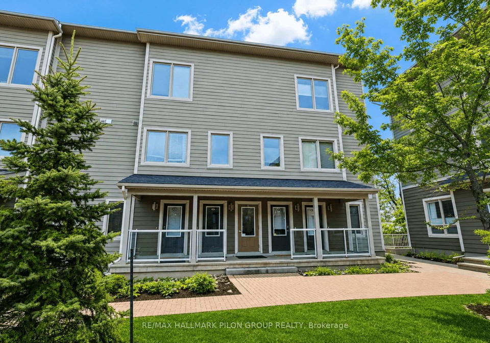 44-meach-private-ottawa-ontario-x13633182