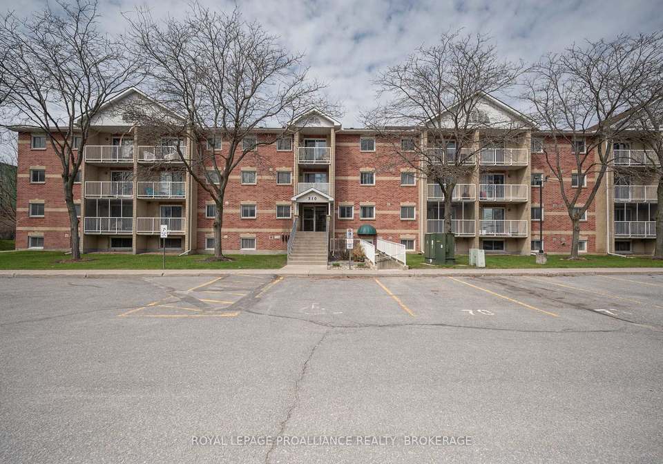 310-kingsdale-avenue-kingston-ontario-x13633194