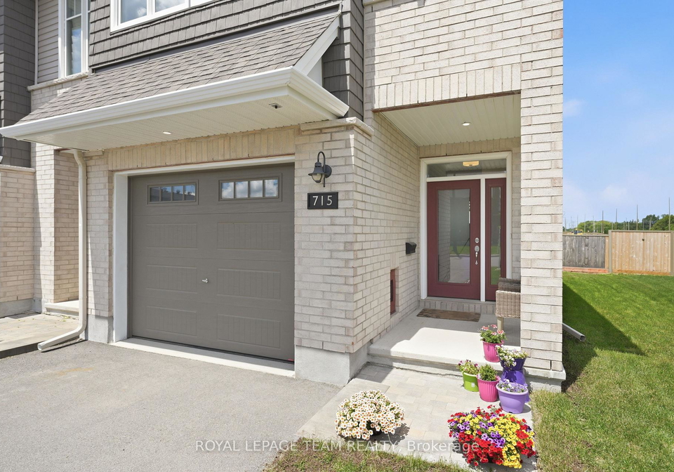 715-maverick-crescent-ottawa-ontario-x13633216