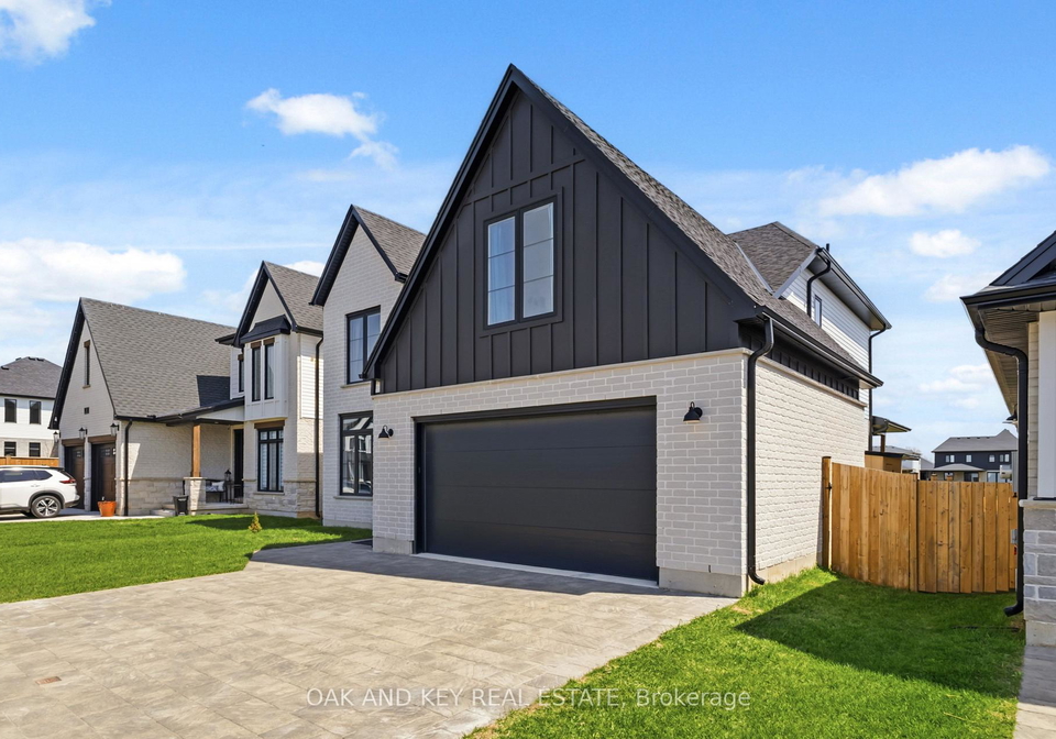 13-briscoe-crescent-strathroy-caradoc-ontario-x13633476