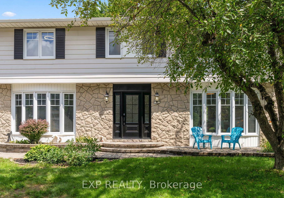 11-roberta-crescent-ottawa-ontario-x13633536