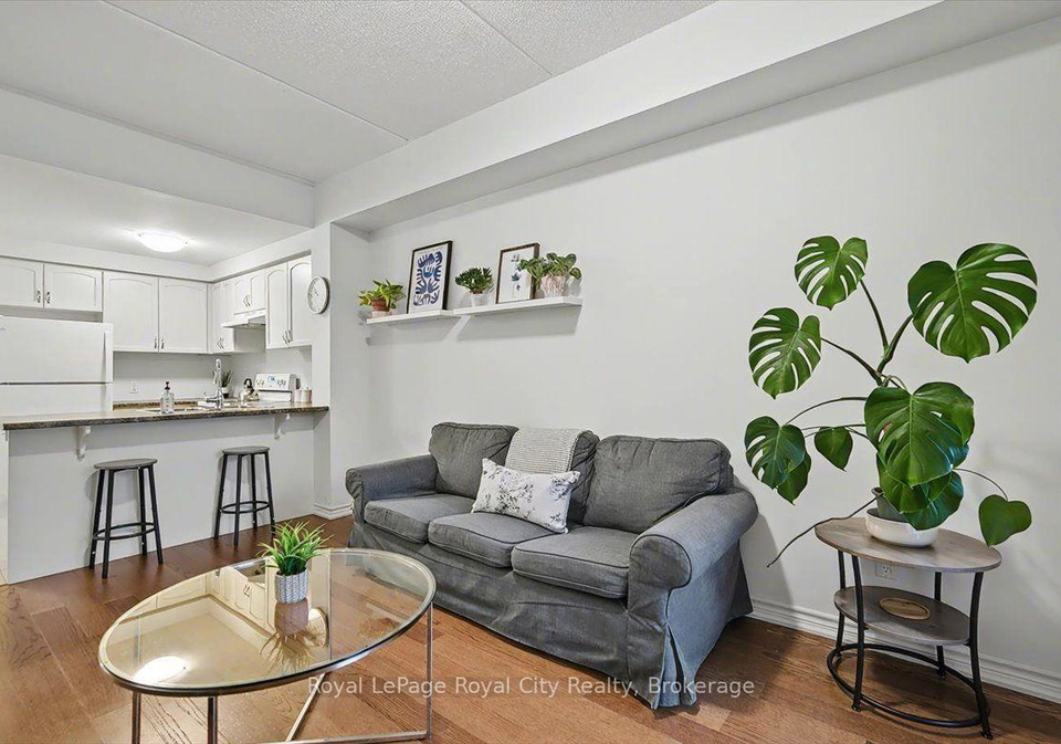 1284-gordon-street-guelph-ontario-x13633562