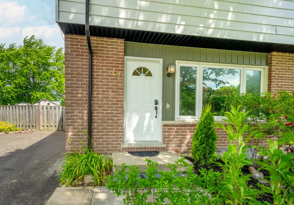 47-hopewell-crescent-hamilton-ontario-x13633654