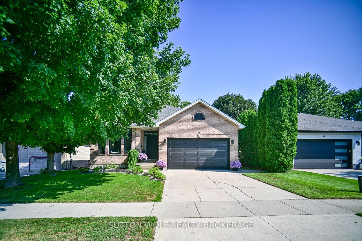 95-middlesex-drive-strathroy-caradoc-ontario-x13633846