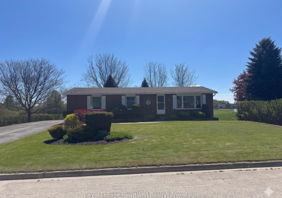 284-manor-road-north-huron-ontario-x13634010