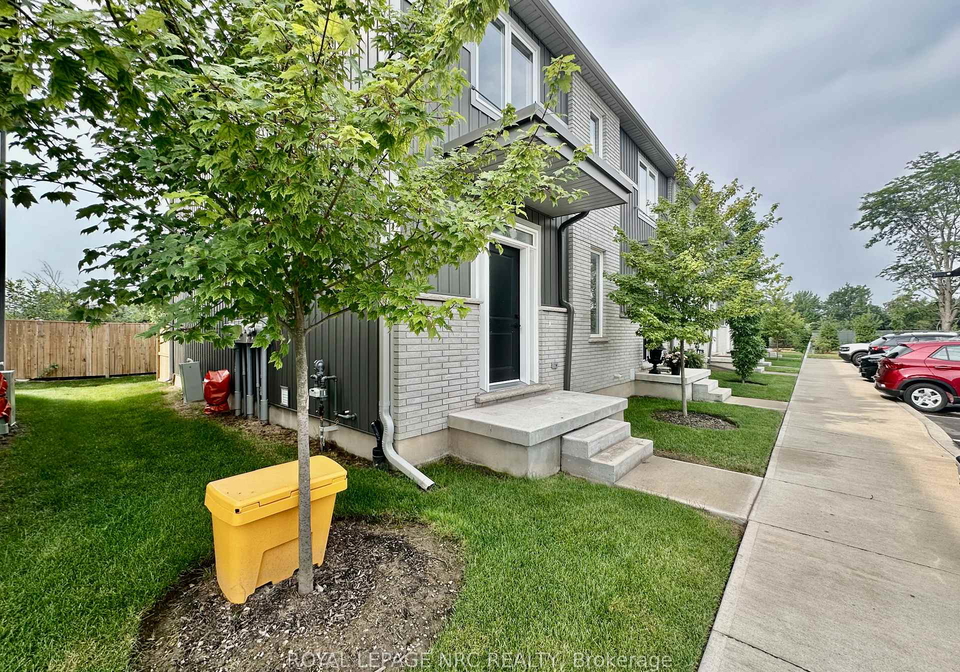 121a-moffatt-street-st-catharines-ontario-x13634012