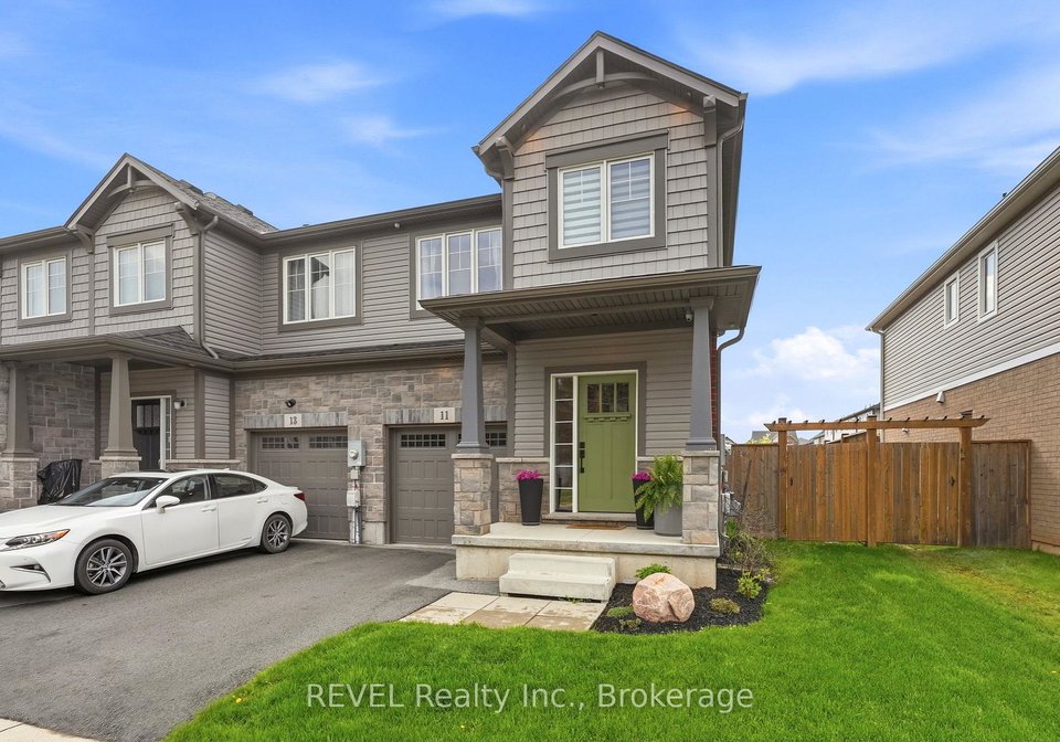 11-lymburner-street-pelham-ontario-x13634130
