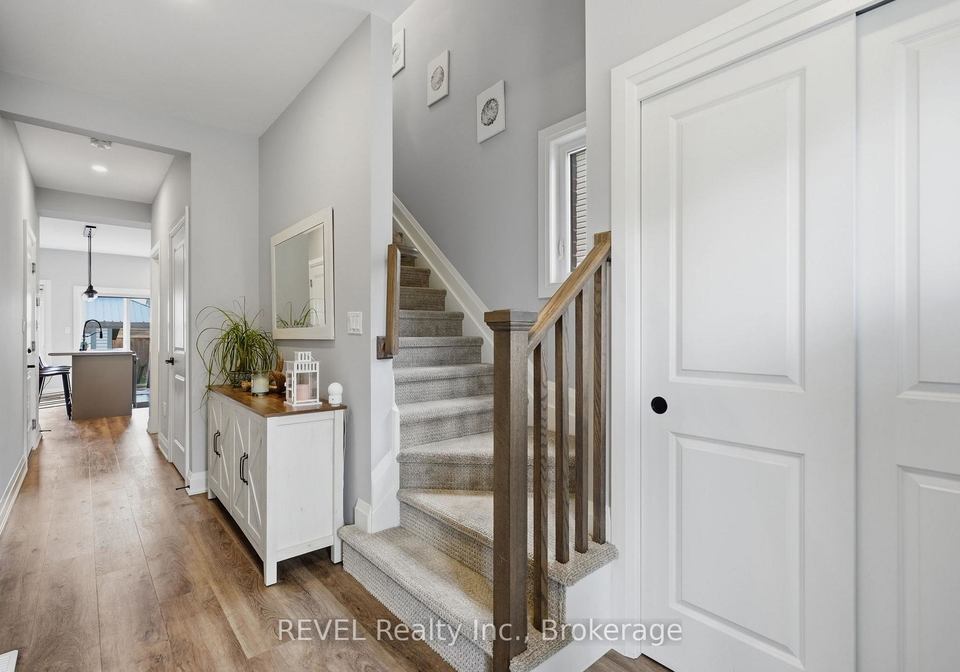 11-lymburner-street-pelham-ontario-x13634130