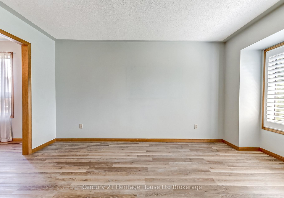 137-fifth-avenue-woodstock-ontario-x13634426