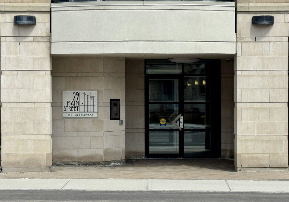 29-main-street-ottawa-ontario-x13634550