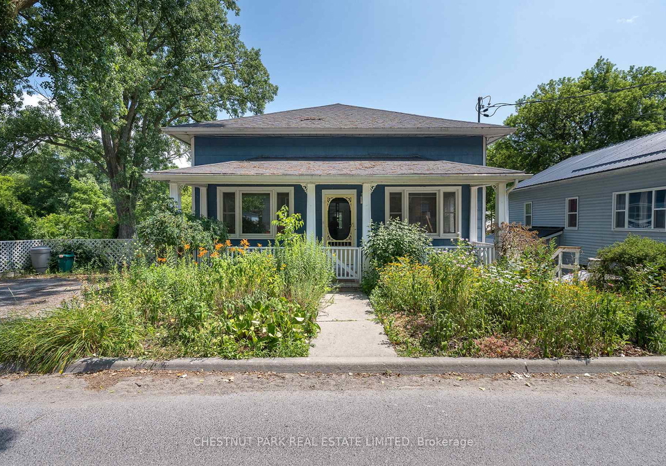 9-east-mary-street-prince-edward-county-ontario-x13634864