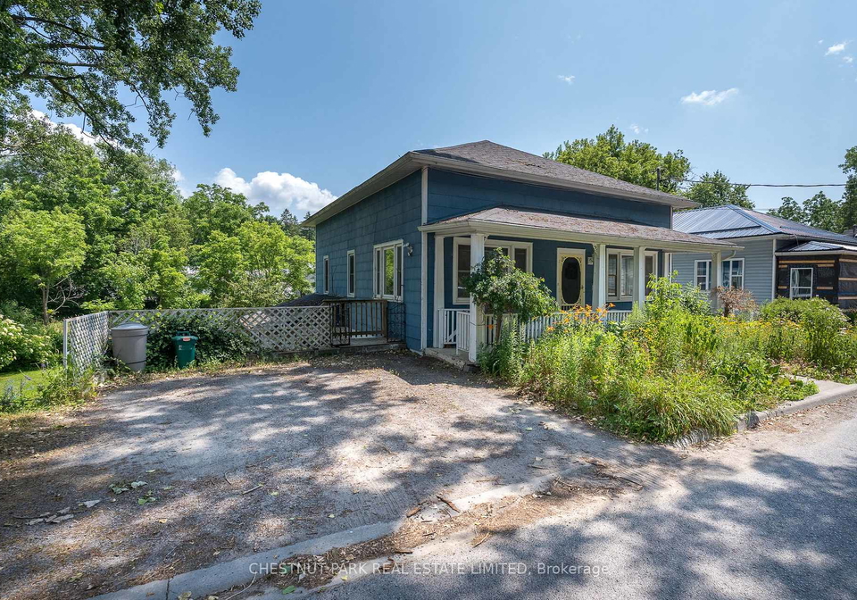 9-east-mary-street-prince-edward-county-ontario-x13634864