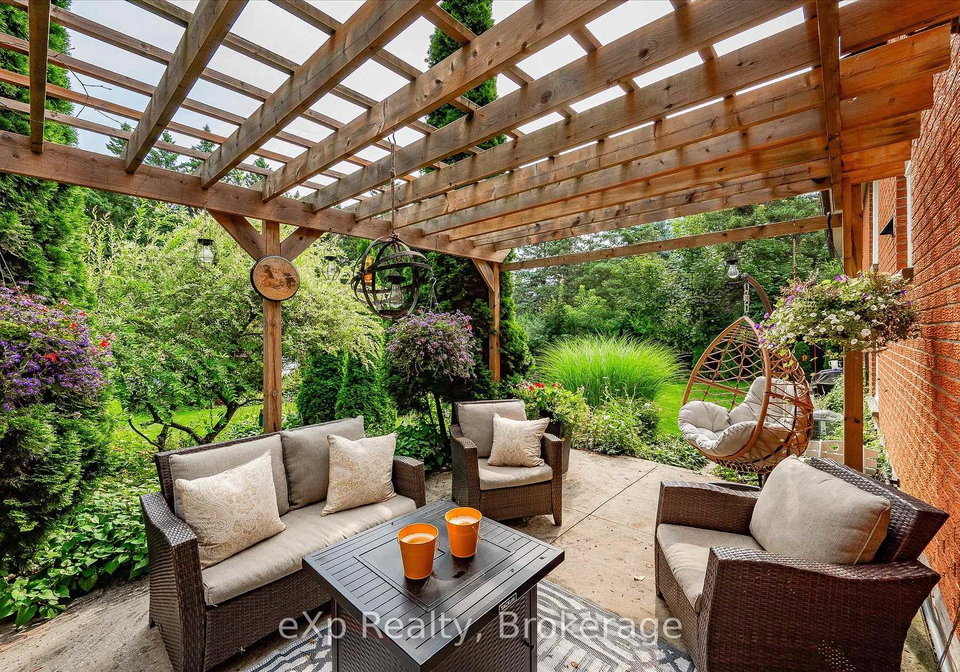 8-malvern-crescent-guelph-ontario-x13634946