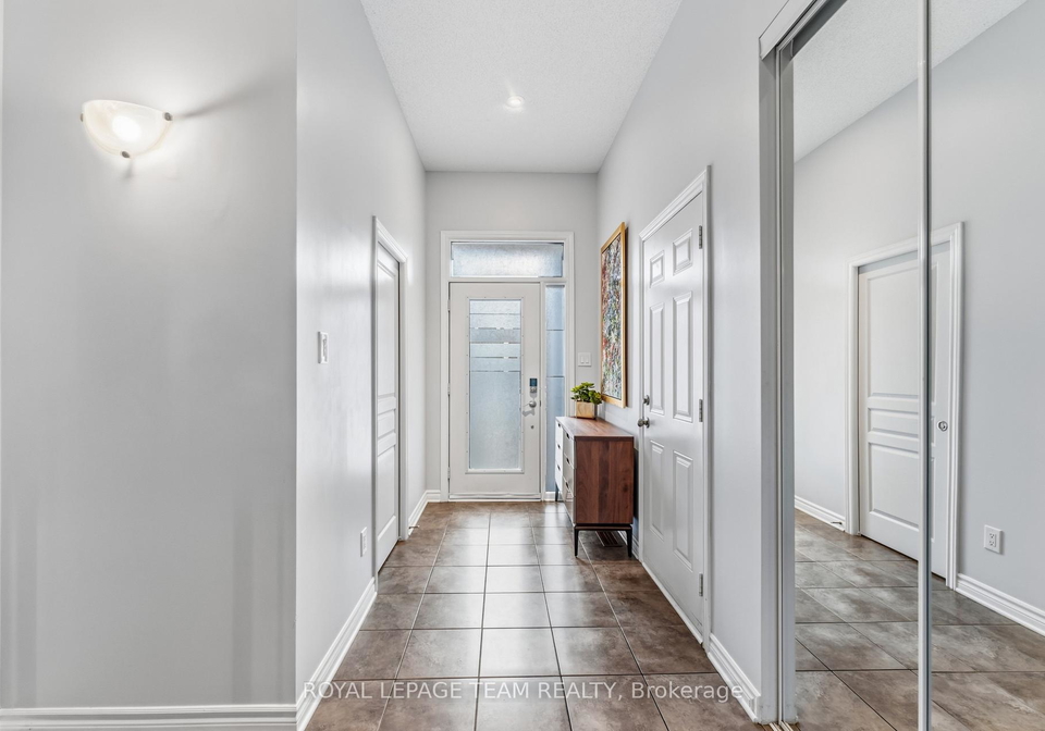 152-mattingly-way-ottawa-ontario-x13634972