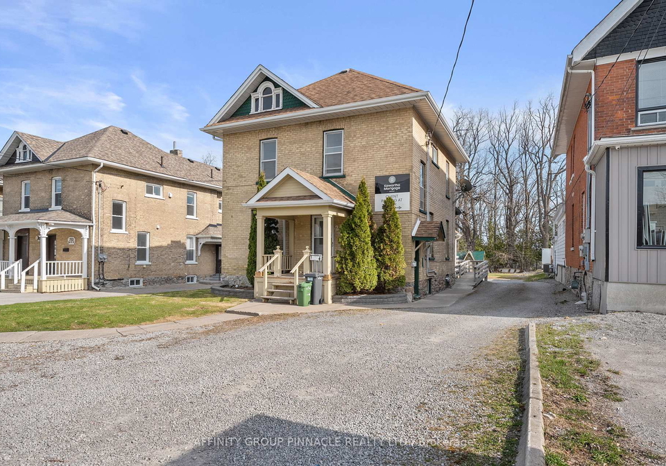 255-kent-street-w-kawartha-lakes-ontario-x13635054