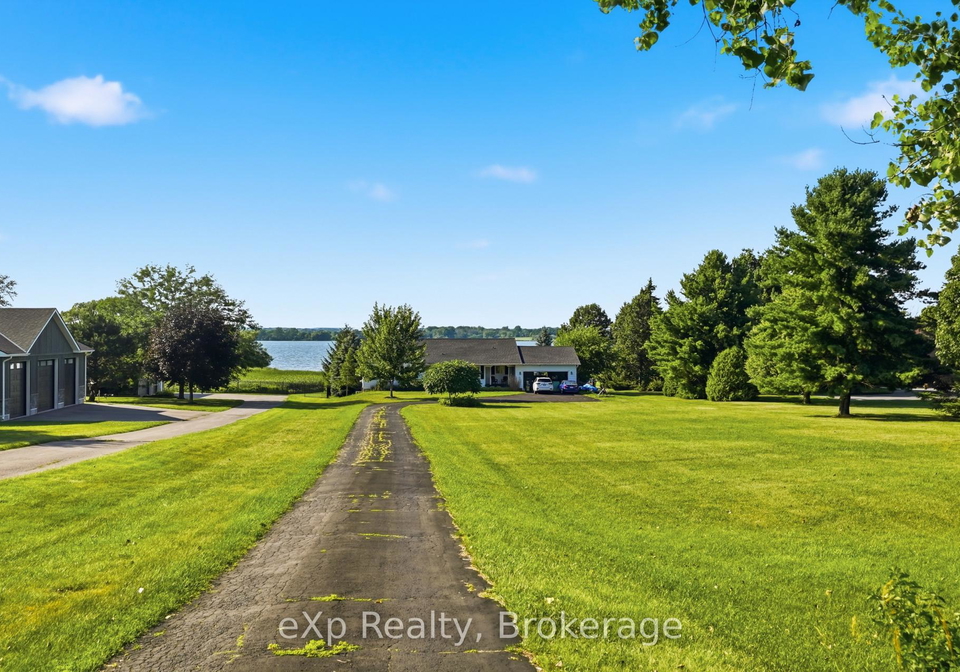 2352-county-road-3-prince-edward-county-ontario-x13635076