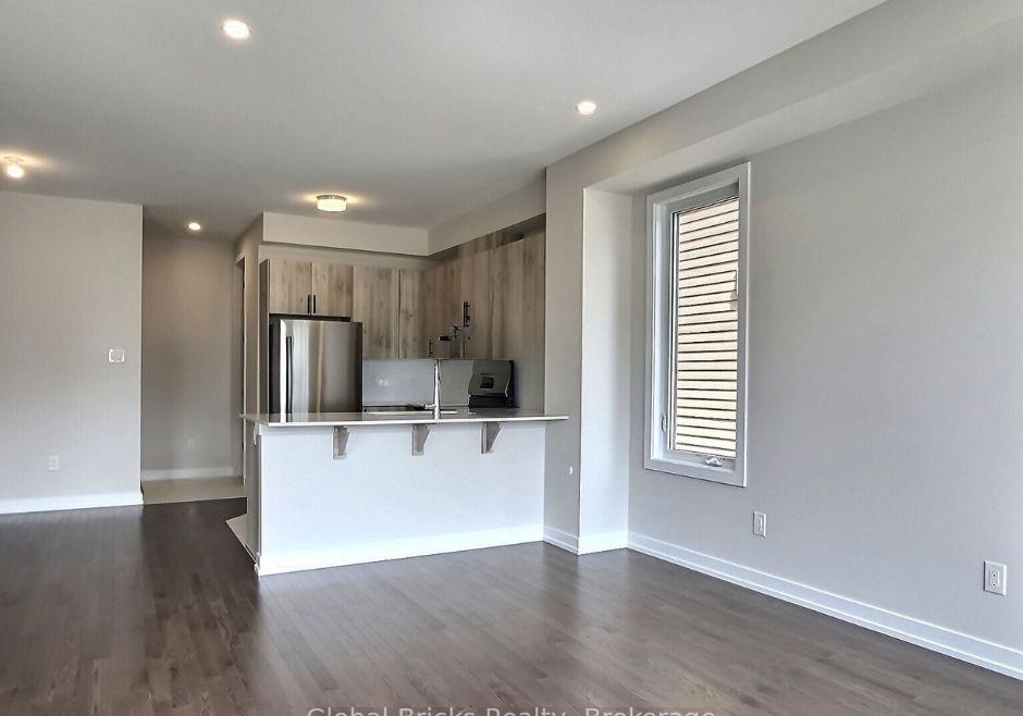 524-oldenburg-avenue-ottawa-ontario-x13635262