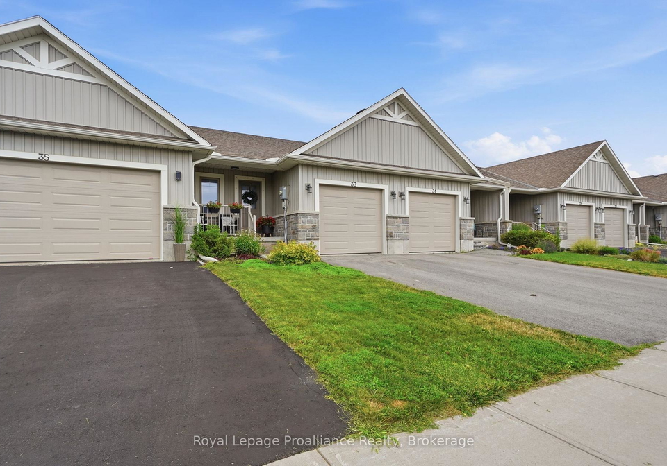33-chinook-street-belleville-ontario-x13635308