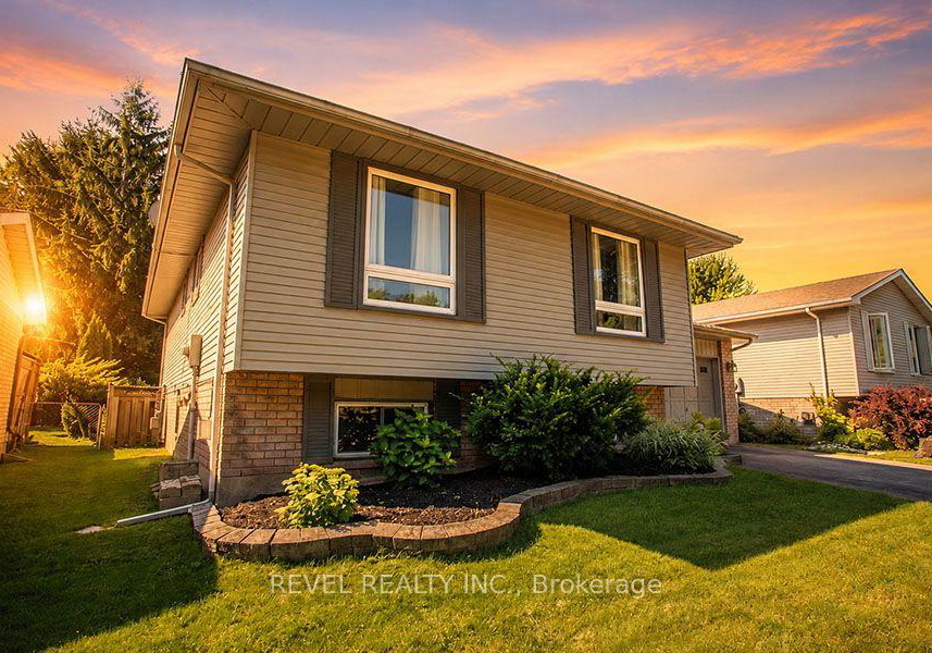 27-myrtleville-drive-brantford-ontario-x13635384
