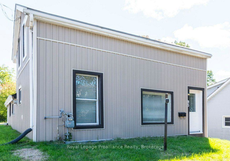 95-grier-street-belleville-ontario-x13635398