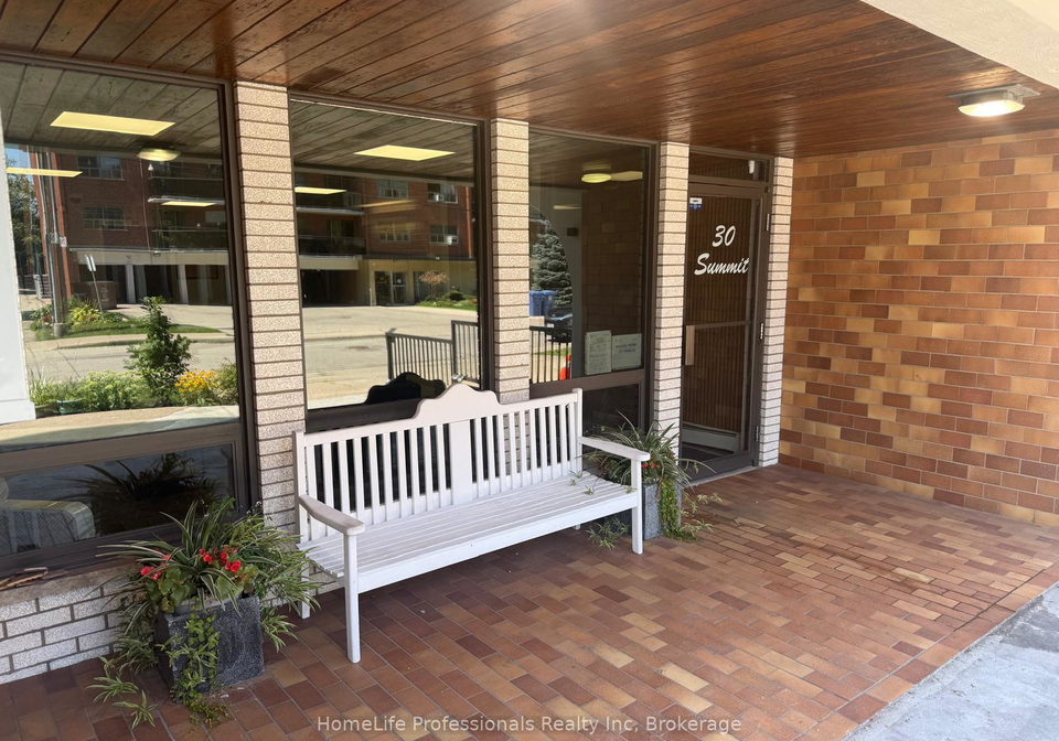 30-summit-avenue-hamilton-ontario-x13635408