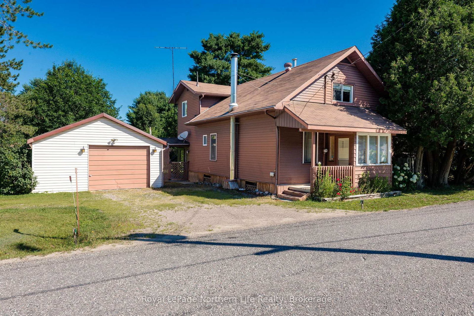24-village-road-unorganized-townships-ontario-x13635440