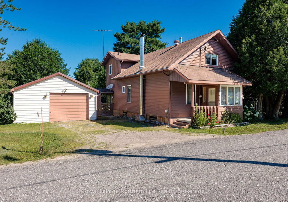 24-village-road-unorganized-townships-ontario-x13635440