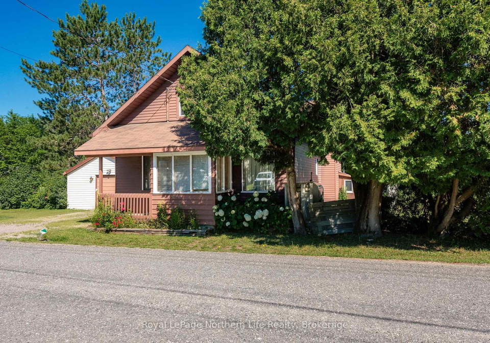 24-village-road-unorganized-townships-ontario-x13635440