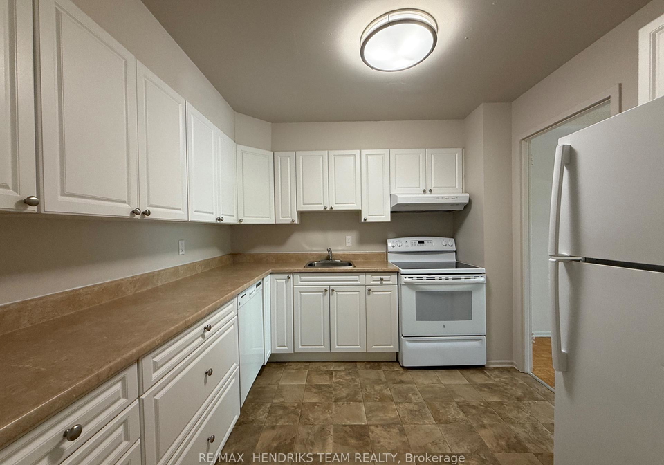 39-leaside-drive-st-catharines-ontario-x13635474